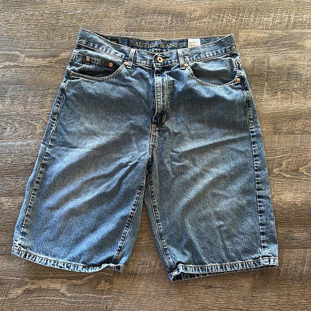 ⛵️VINTAGE Nautica loose fit men’s shorts